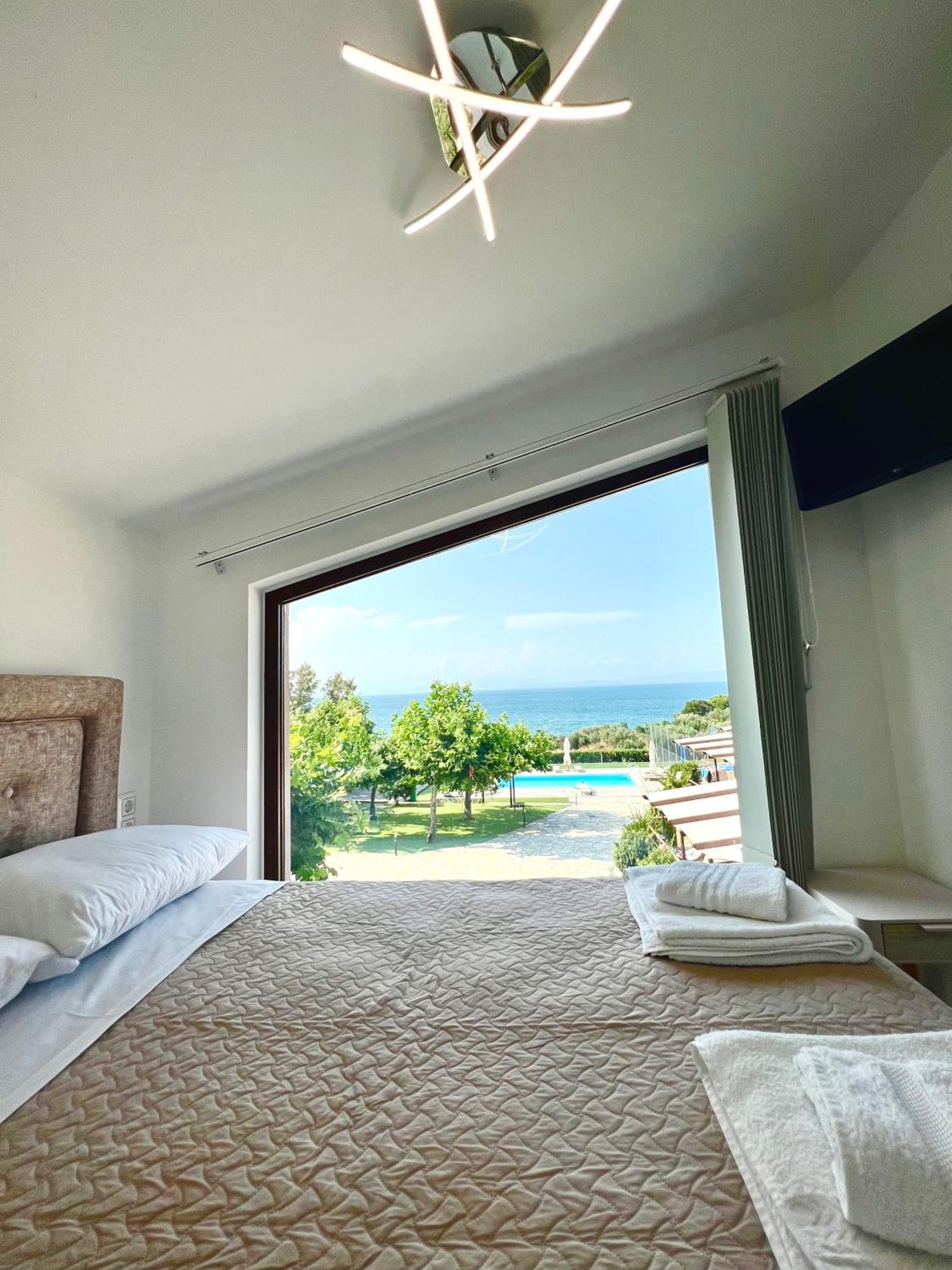 Rouga Paradise Resort Vonitsa Exterior photo