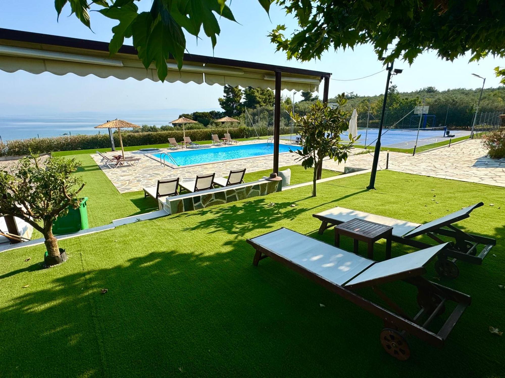 Rouga Paradise Resort Vonitsa Exterior photo